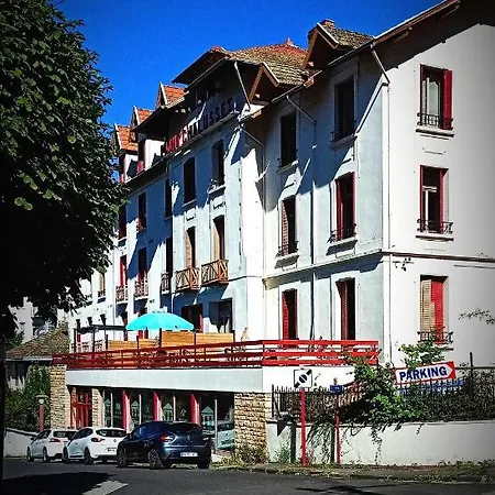 Le Montchalusset Apartment *